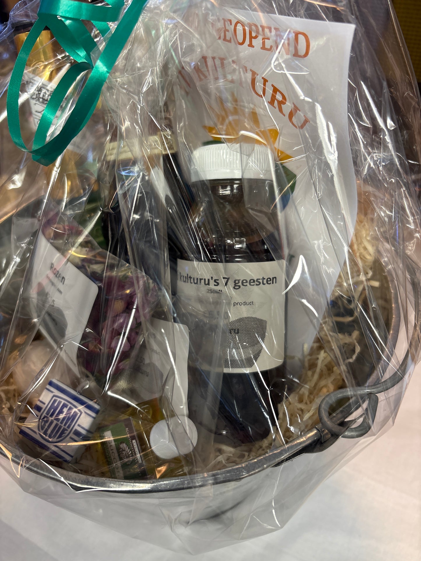 Swiet watra pakket met emmer